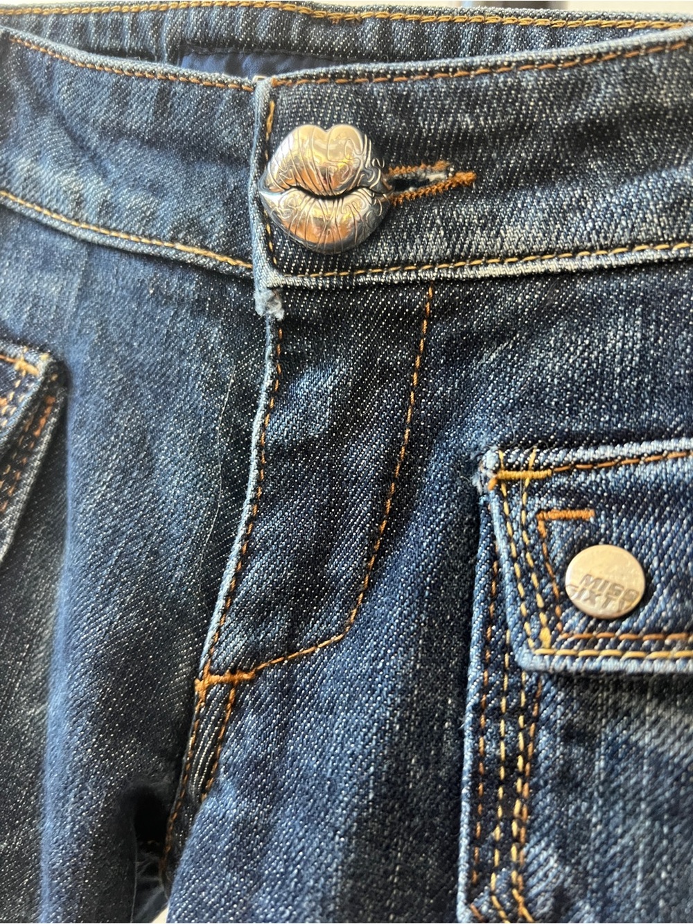 Miss Sixty Vintage Y2K bootcut low riseDark Blue Bootcut Jeans with Flap Pockets - Picture 10 of 11